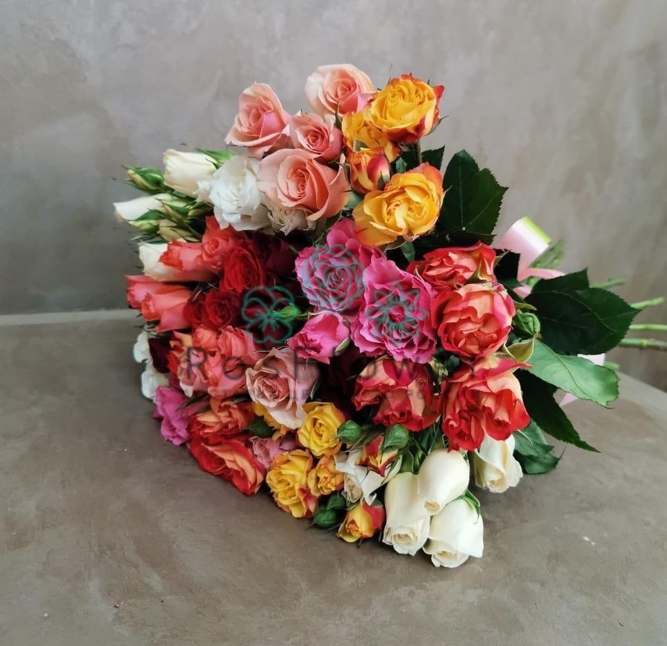 Букет цветов из: Розы в Оби