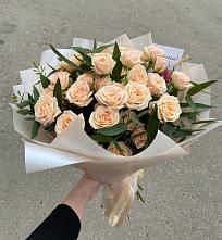 Букет Кремовые розы Латте в Оби