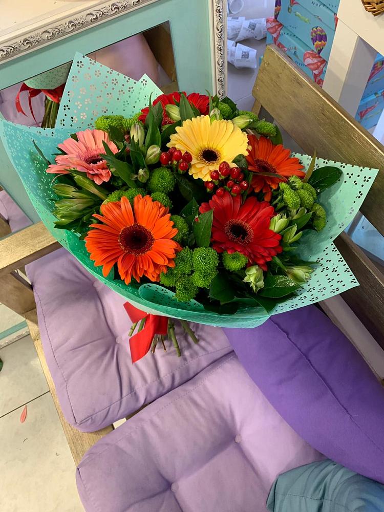 Букет цветов из: Герберы, Хризантемы и Альстромерии в Оби