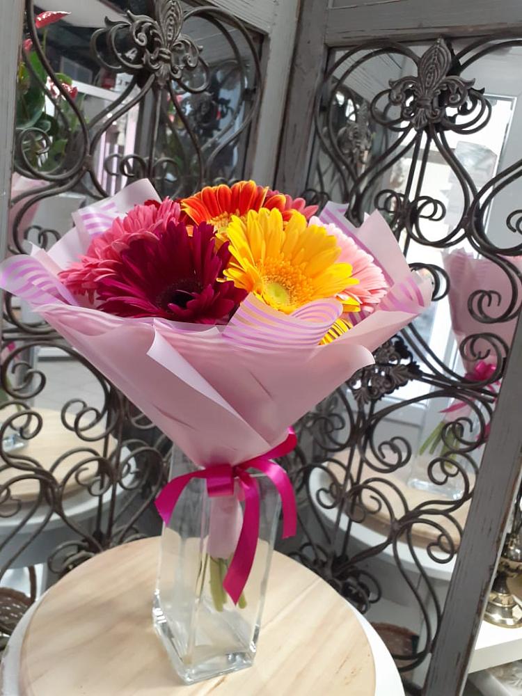 Букет цветов из: Герберы в Оби