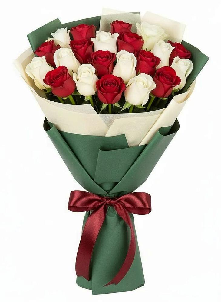 Букет Микс из красных и белых роз в Оби