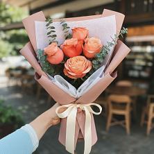 Букет цветов из:  Розы в Оби