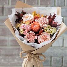 Букет цветов из:  Гвоздики, Хризантемы и Розы в Оби