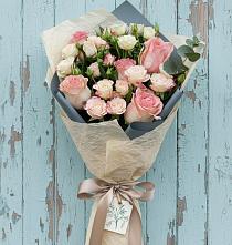 Букет цветов из:  Розы в Оби