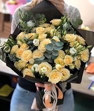Букет цветов из:  Розы и Лизиантусы #REPLACE_PRED# Оби