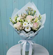 Букет цветов из:  Розы и Лизиантусы в Оби