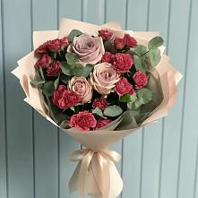 Букет цветов из:  Гвоздики и Розы в Оби