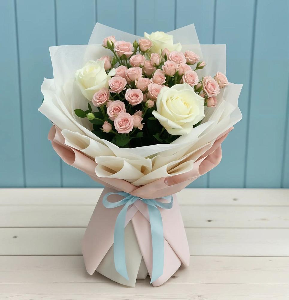 Букет цветов из: Розы в Оби