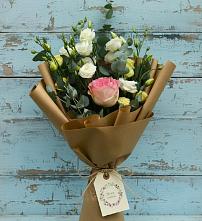 Букет цветов из:  Розы и Лизиантусы #REPLACE_PRED# Оби