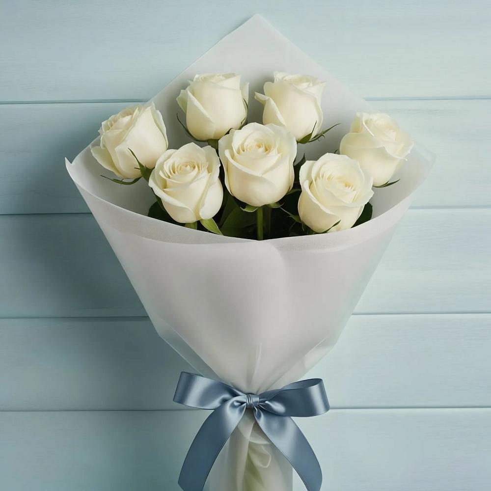 Букет 7 Белых роз Эдлесс Лав в Оби